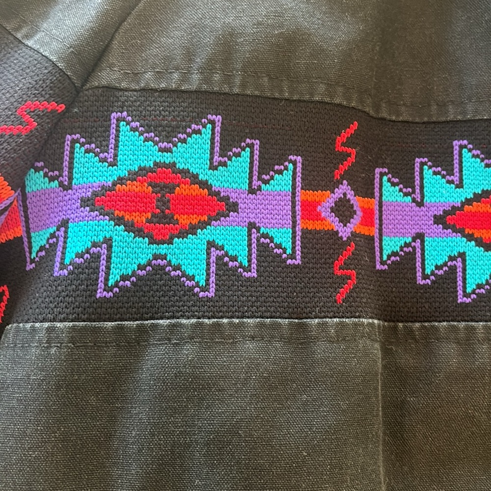 Tribal Pattern Black Jacket - Picture 3 of 4